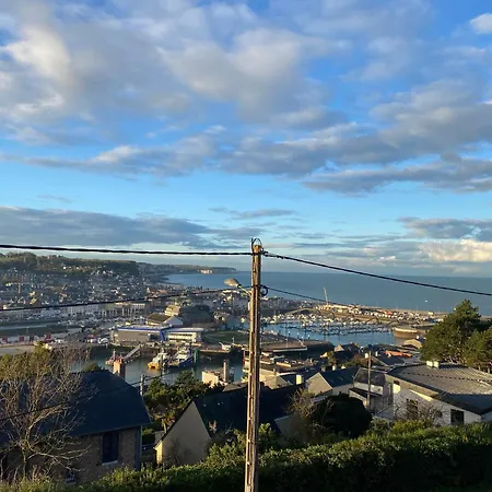Maison Vue Mer, Port Et Holiday home *