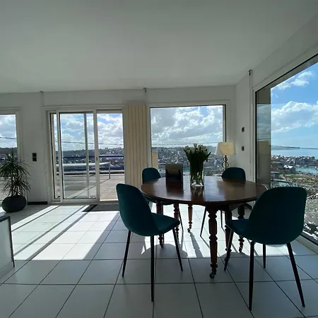 Maison Vue Mer, Port Et